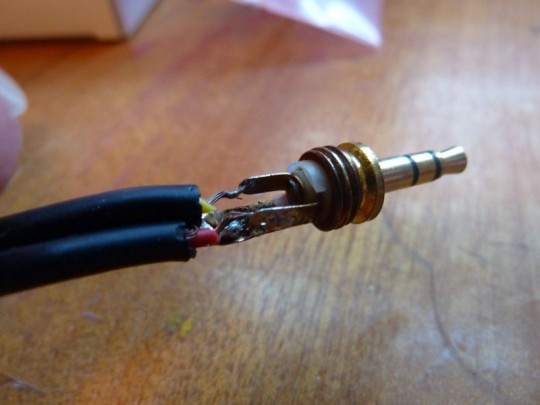 mini-jack plug connections